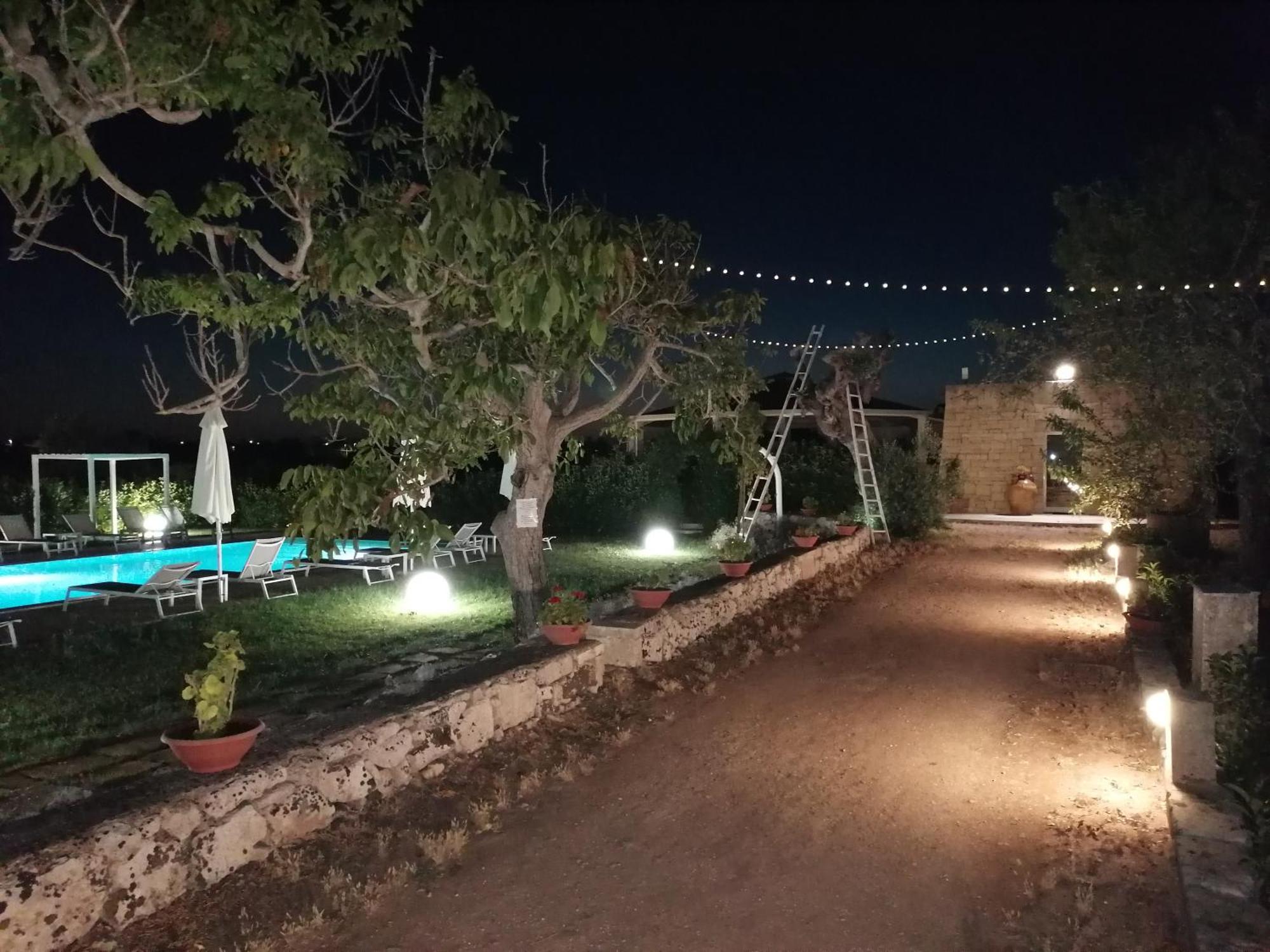 Tenuta Pigliano Hotel Bagnolo del Salento Bagian luar foto
