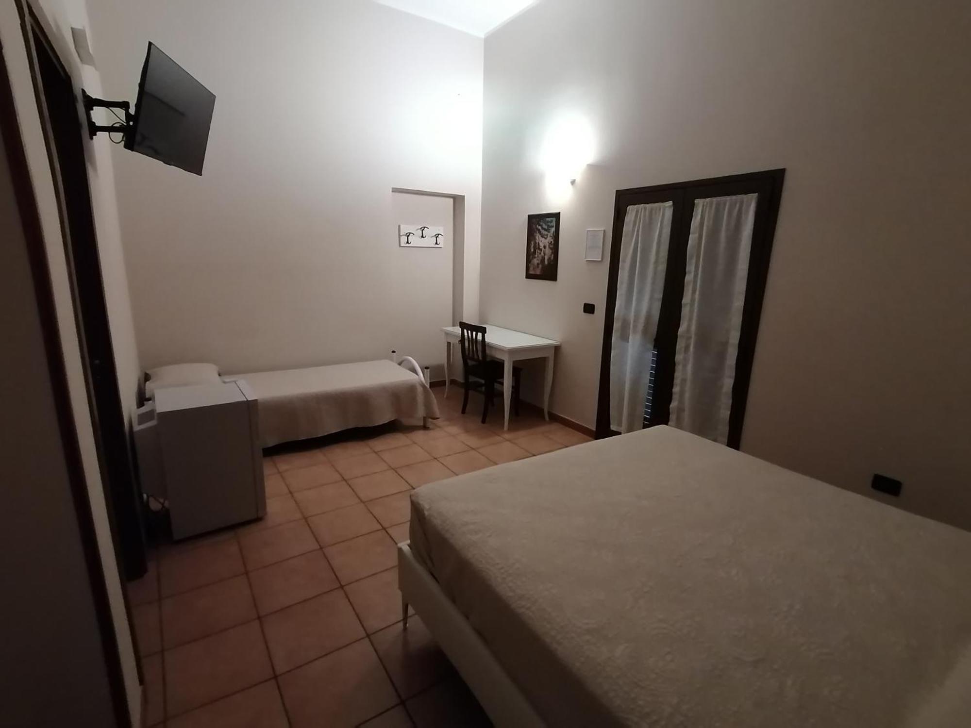 Tenuta Pigliano Hotel Bagnolo del Salento Ruang foto