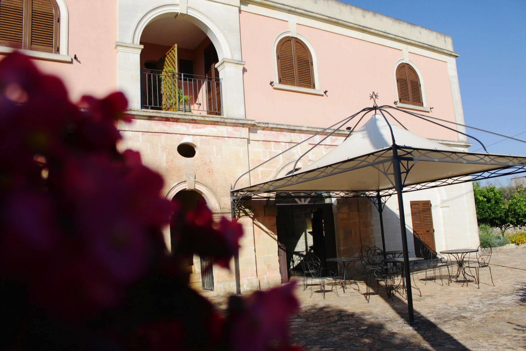 Tenuta Pigliano Hotel Bagnolo del Salento Bagian luar foto